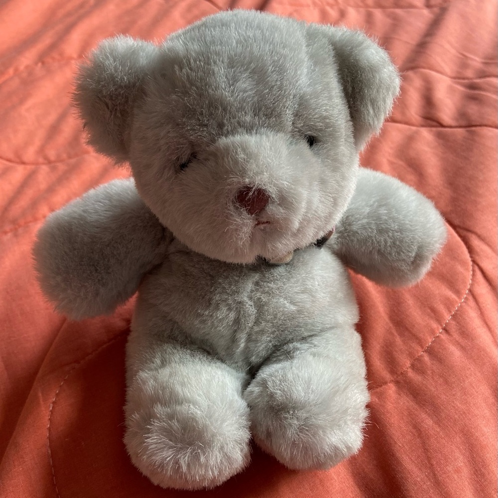 Vintage GUND Classic Plush Teddy Bear 1985 Gray Stuffed Animal Toy Bow tie